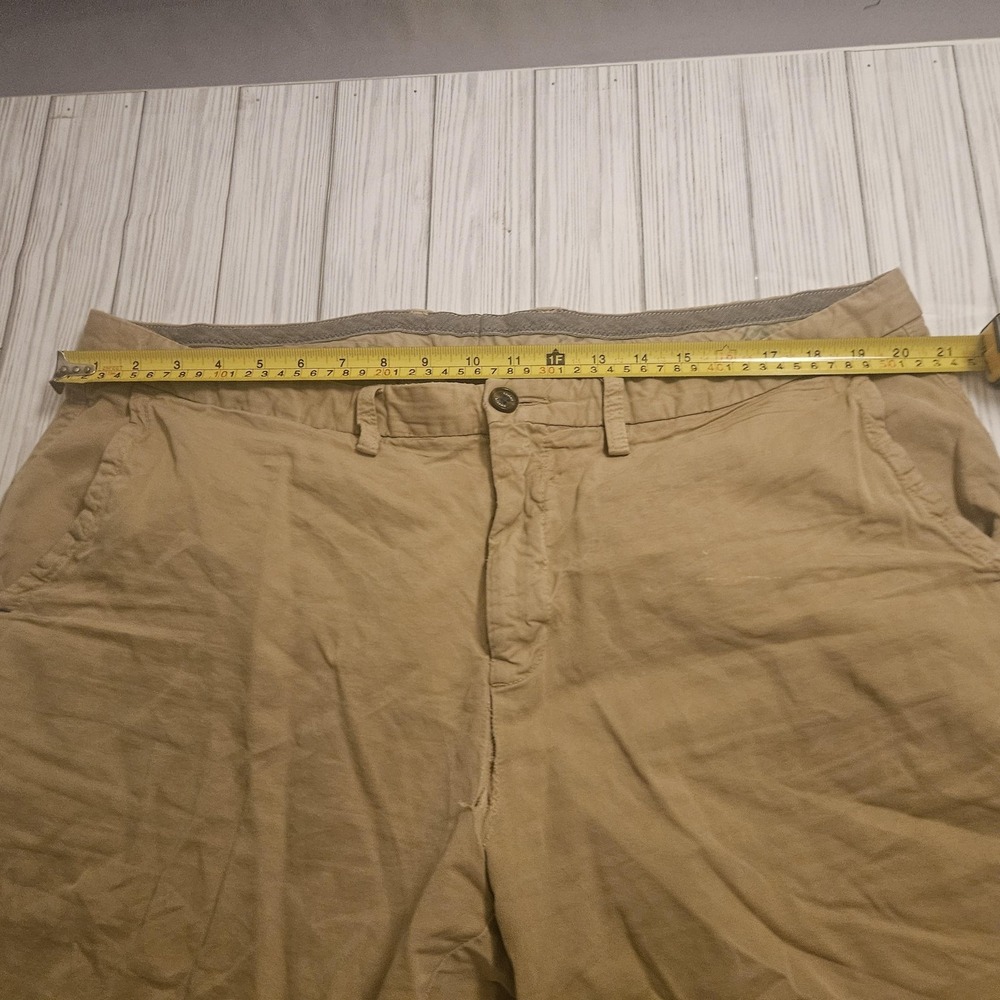 Tommy Bahama Shorts Mens 40 Khaki Tan Pima Cotton Modal Flat Front Casual Summer - Picture 2 of 6